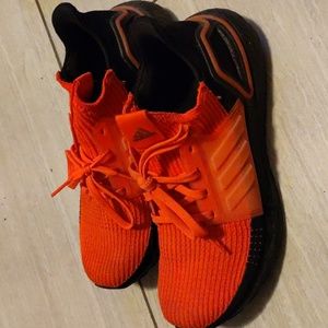 Adidas Ultra boost Men's size 8